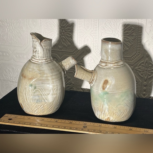 Vintage hand made pottery pitcher - Picture 16 of 16